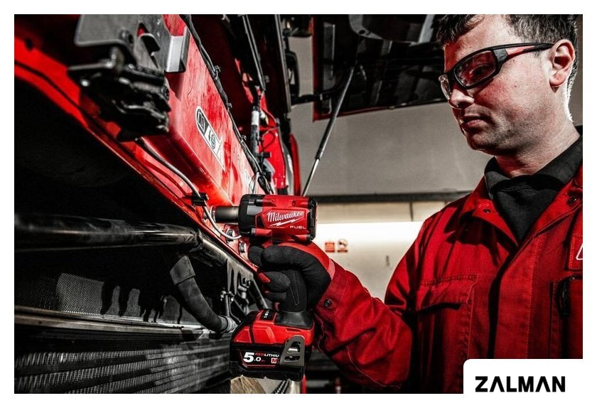 Гайковерт Milwaukee M18 FUEL M18FIW2F12-0 4933498058 (без АКБ)
