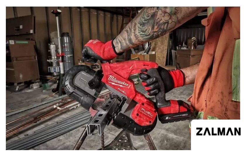 Ленточная пила Milwaukee Fuel M18 FBS85-202C 4933471497 (с 2-мя АКБ, кейс)