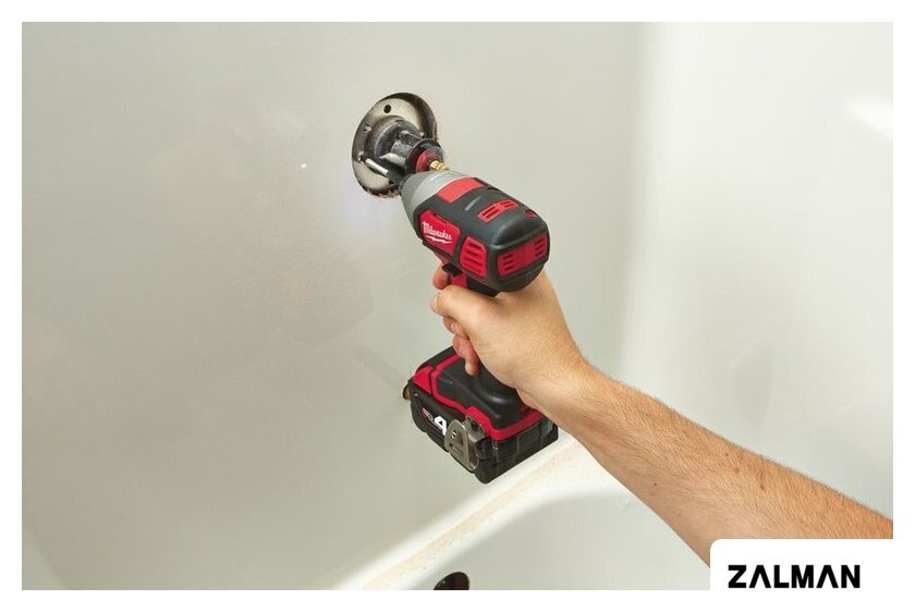 Винтоверт Milwaukee M18 BID-402C 4933443580 (с 2-мя АКБ, кейс)