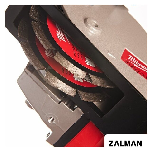 Штроборез Milwaukee WCE 30 [4933383855]