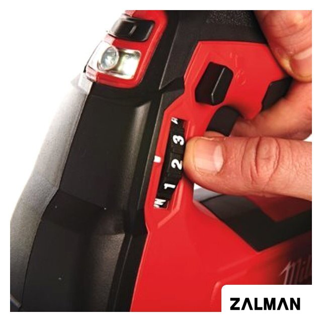 Шприц для смазки Milwaukee M18 GG-0 4933440493 (без АКБ)